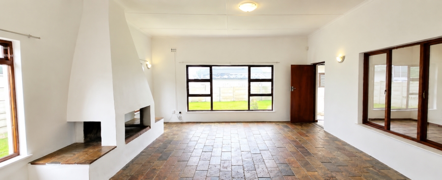 3 Bedroom Property for Sale in Franskraal Western Cape